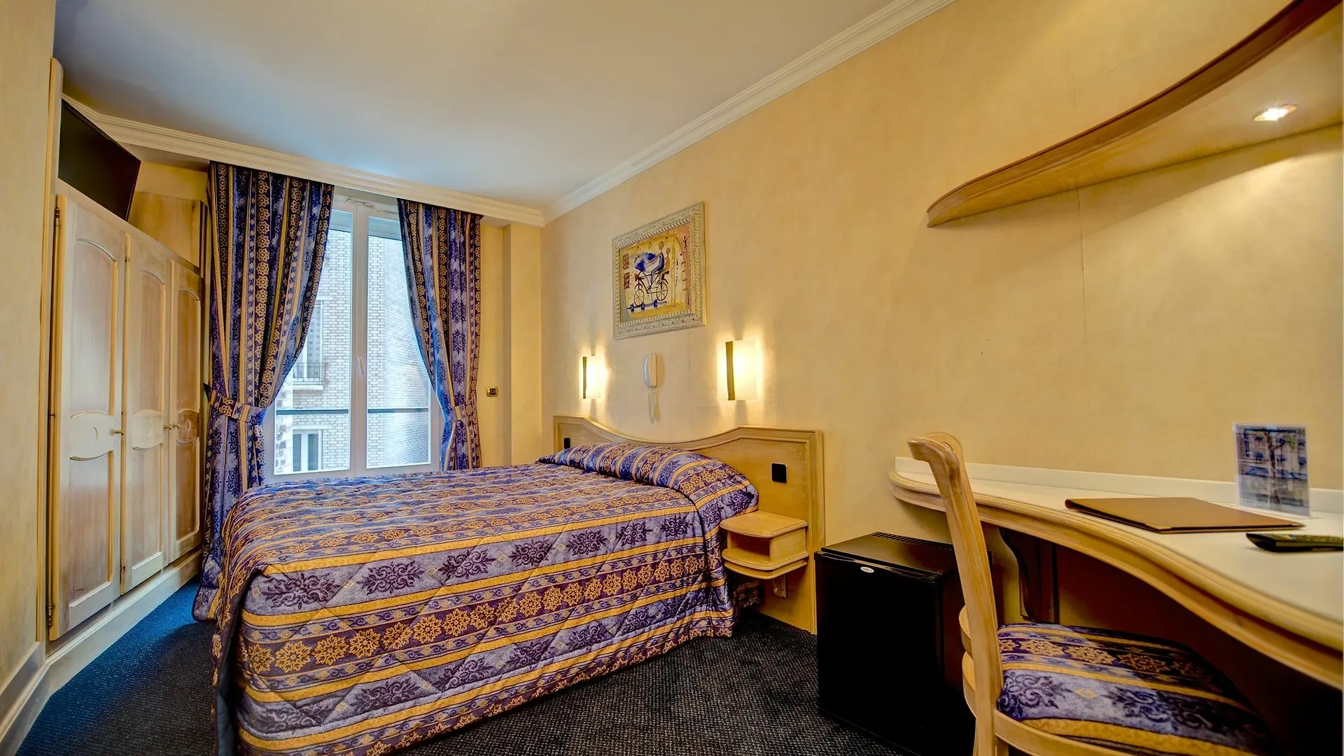 Hôtel Du Midi Paris Montparnasse 3*,  França